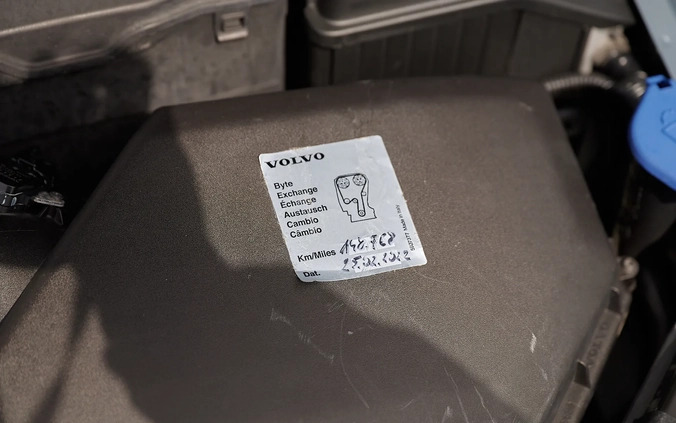 Volvo V60 cena 57800 przebieg: 207000, rok produkcji 2017 z Zawiercie małe 781